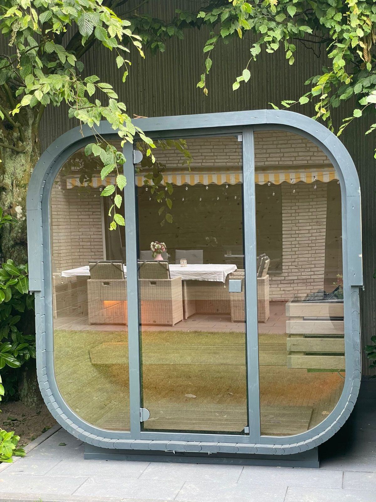 95e1efaa-d280-494f-ab52-0c0271efdf4d-1