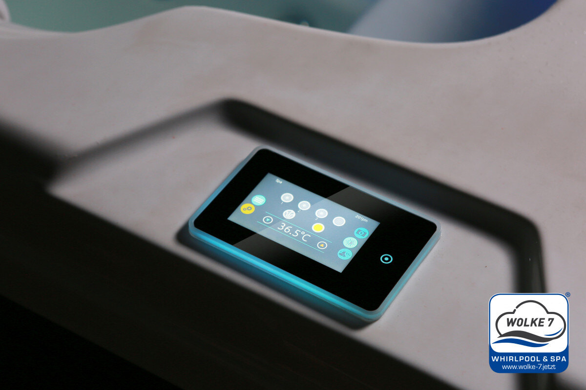 Wolke7-SwimSpa5800WP_Display_Steuerung-1200x800