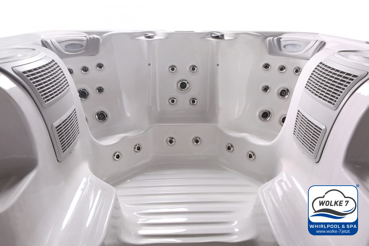 Wolke7-SwimSpa5800_Extravagant-1200x800